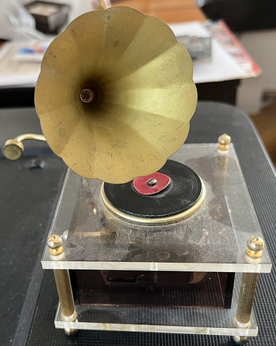 MALÁ HRACÍ SKŘÍŇKA