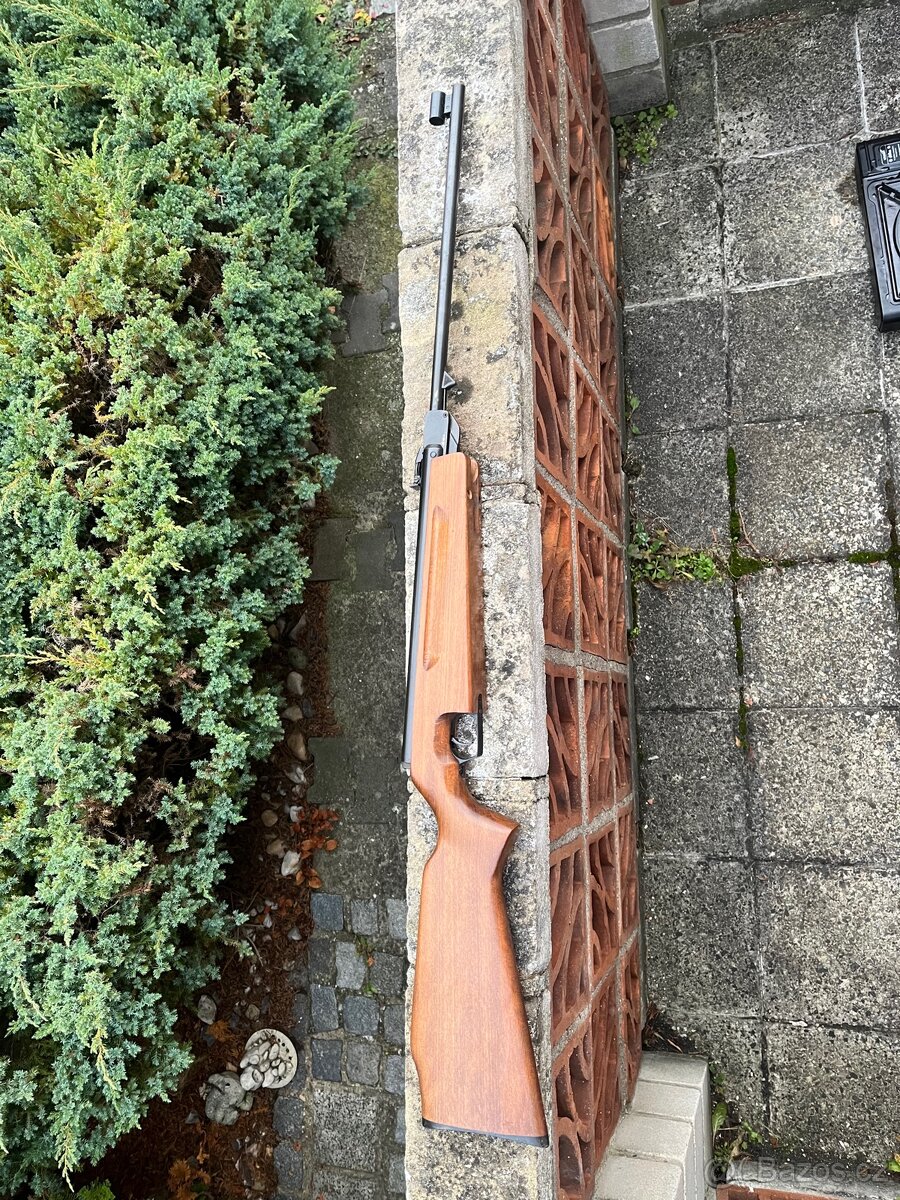 Vzduchovka Slavia 634