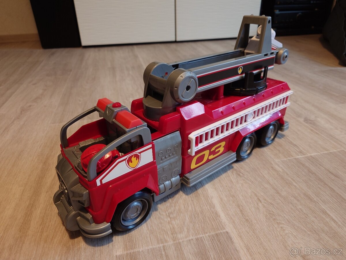 Spin Master Tlapková patrola velký hasičský vůz s efekty
