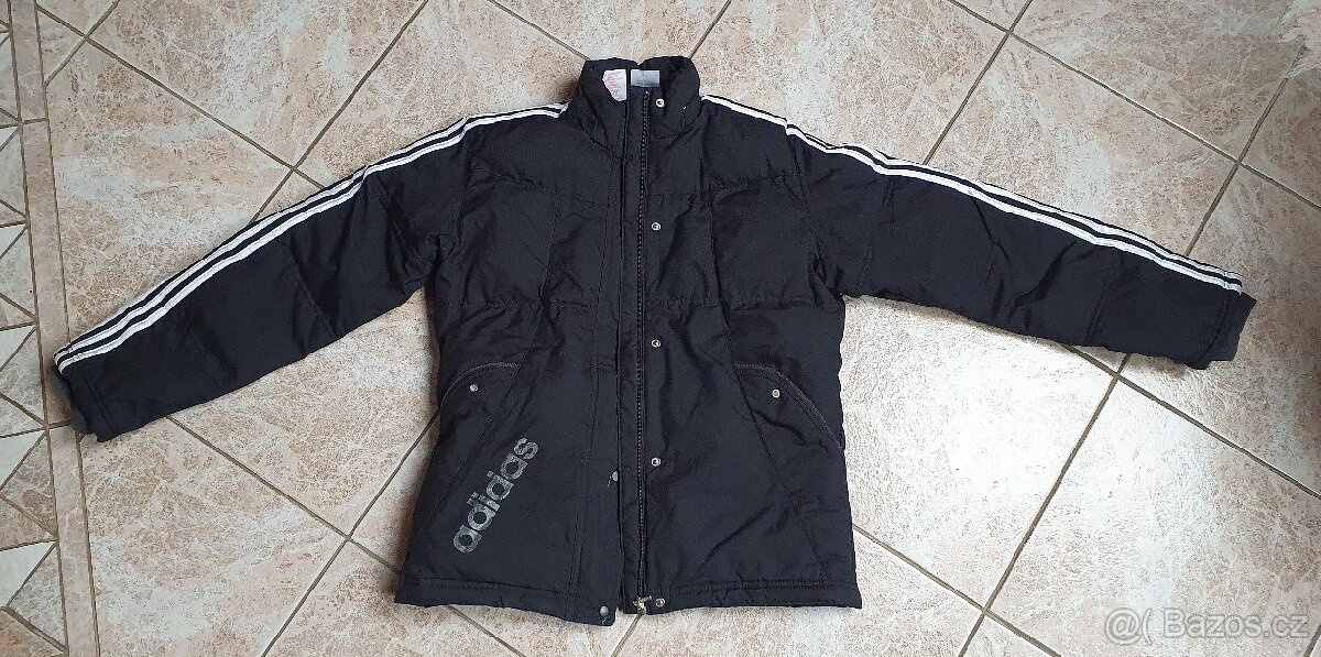 Dámské bundy vel S,M...