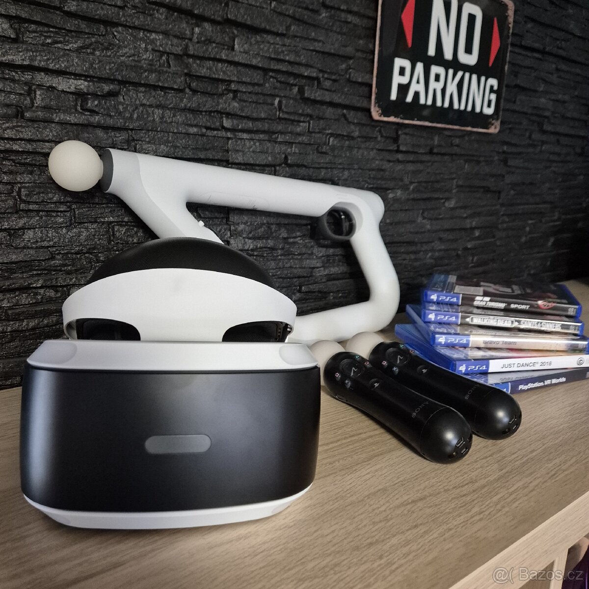 Rezervováno KOMPLETNÍ PS VR Set + Kamera +2 Move + Aim+ Hry