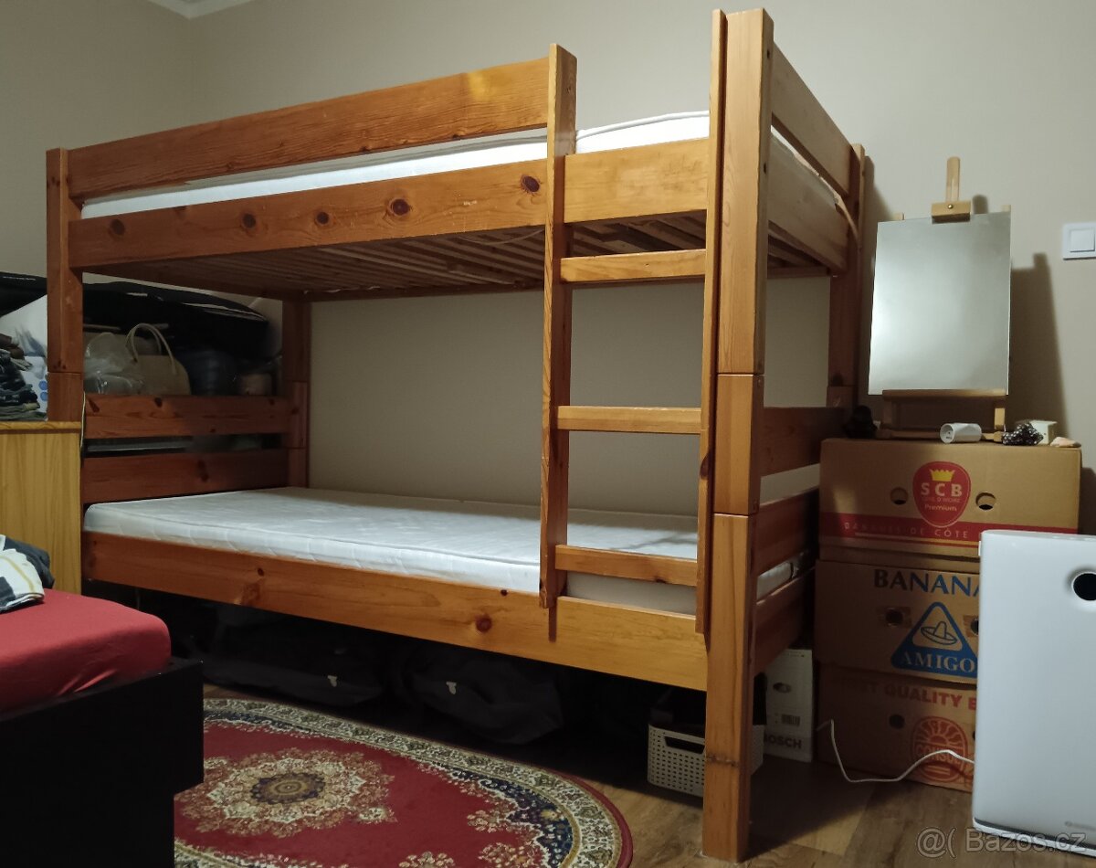 Patrová postel, z Německa, pevná, z borovice+ matrace+ rošty