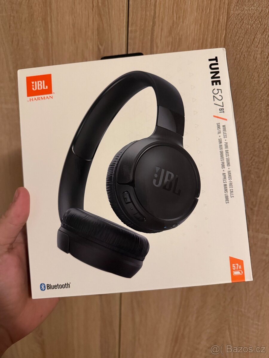 JBL TUNE 527 BT