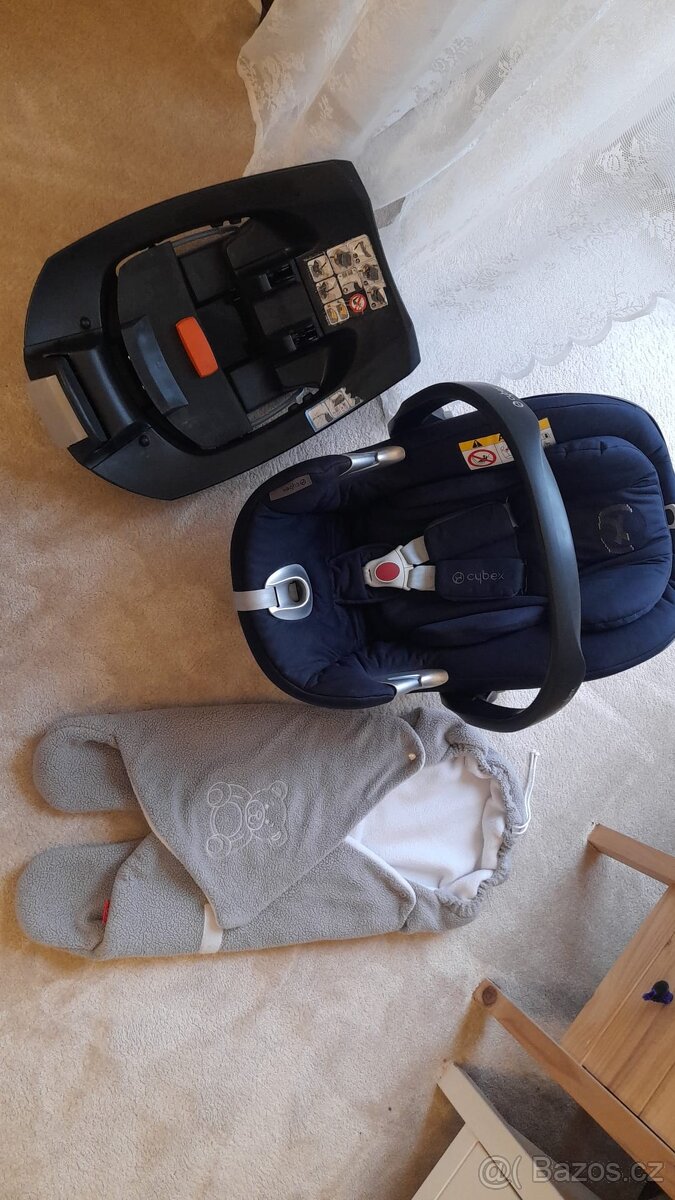 Cybex Aton5 Se základnou