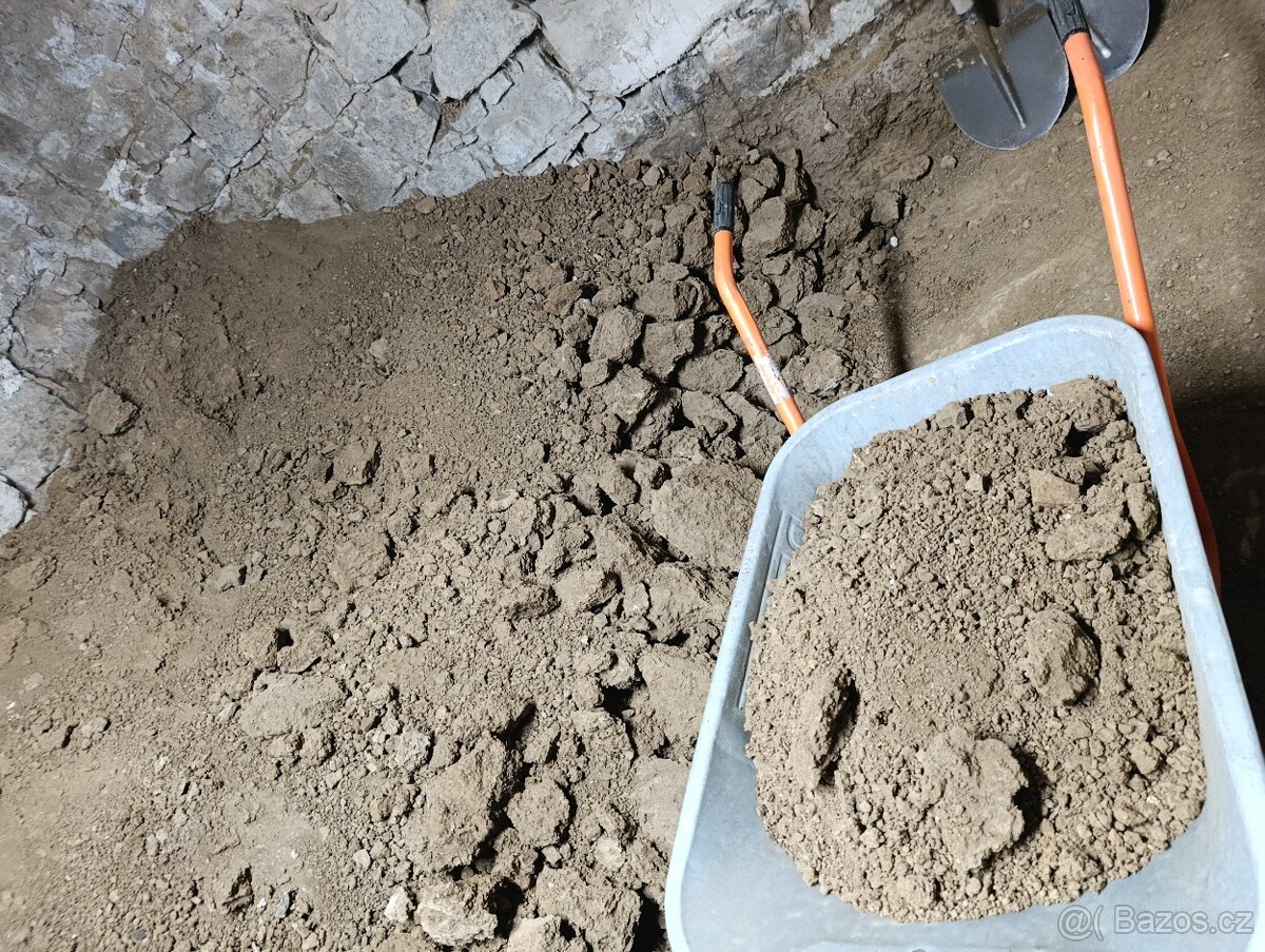 Hnědozem, hlína, hnědá hlína
