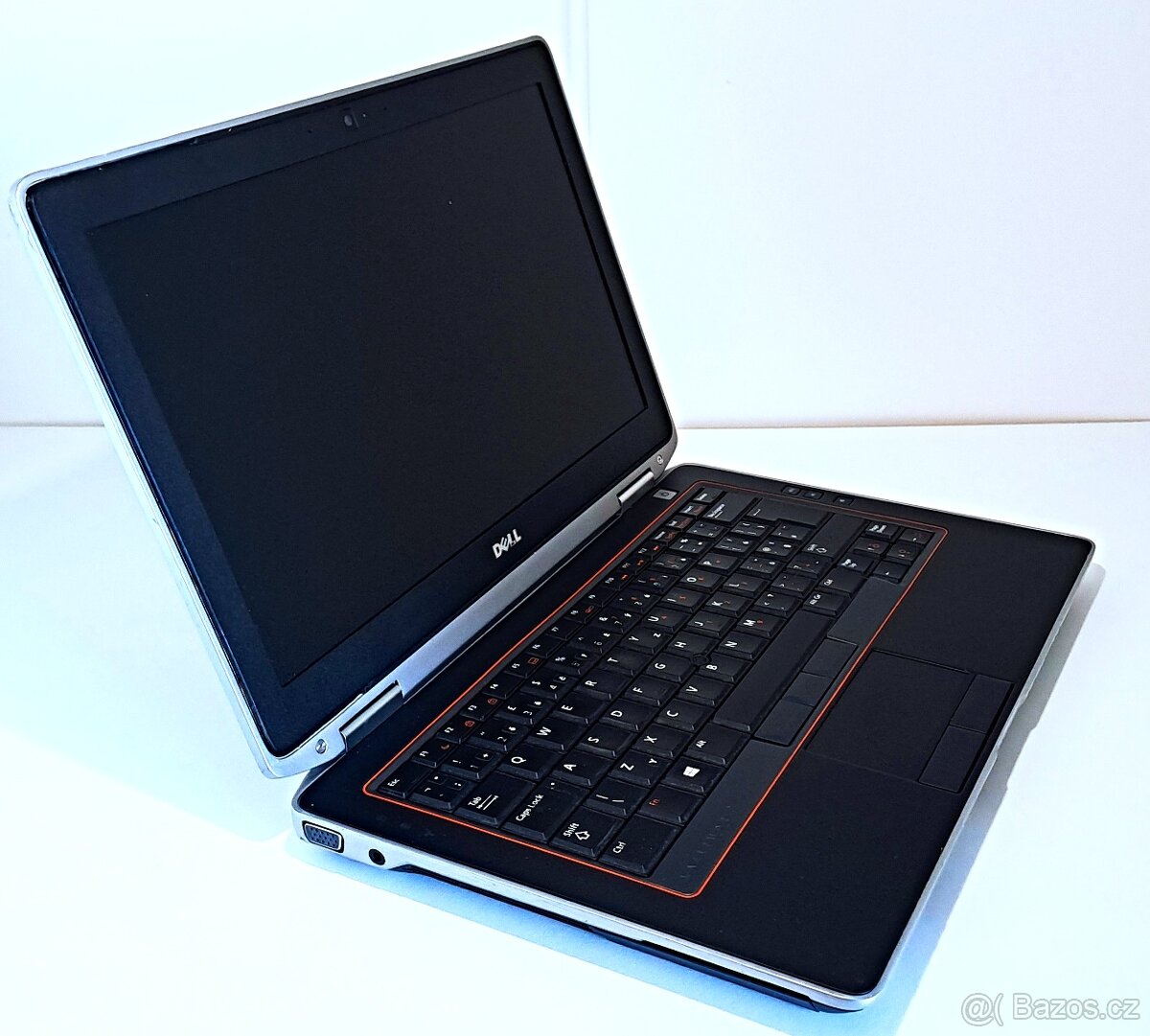 Dell Latitude E6320 Intel i5 SSD240gb 4gbRAM W10 bat 4hod