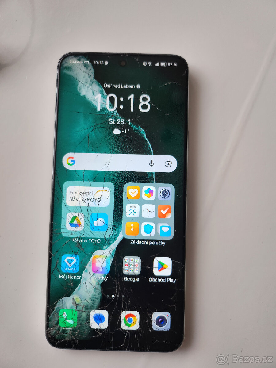 HONOR X8