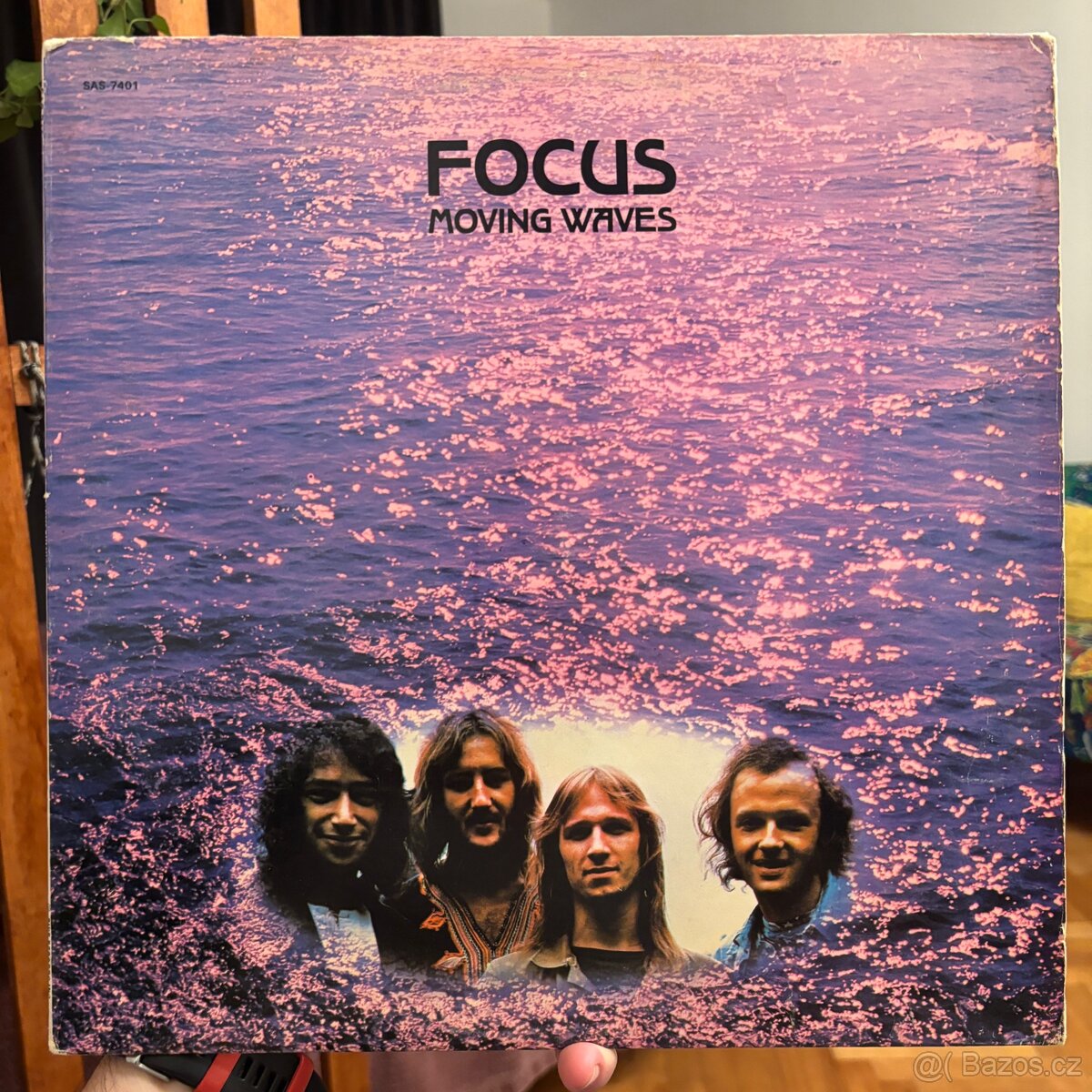 Focus - Moving Waves. LP
