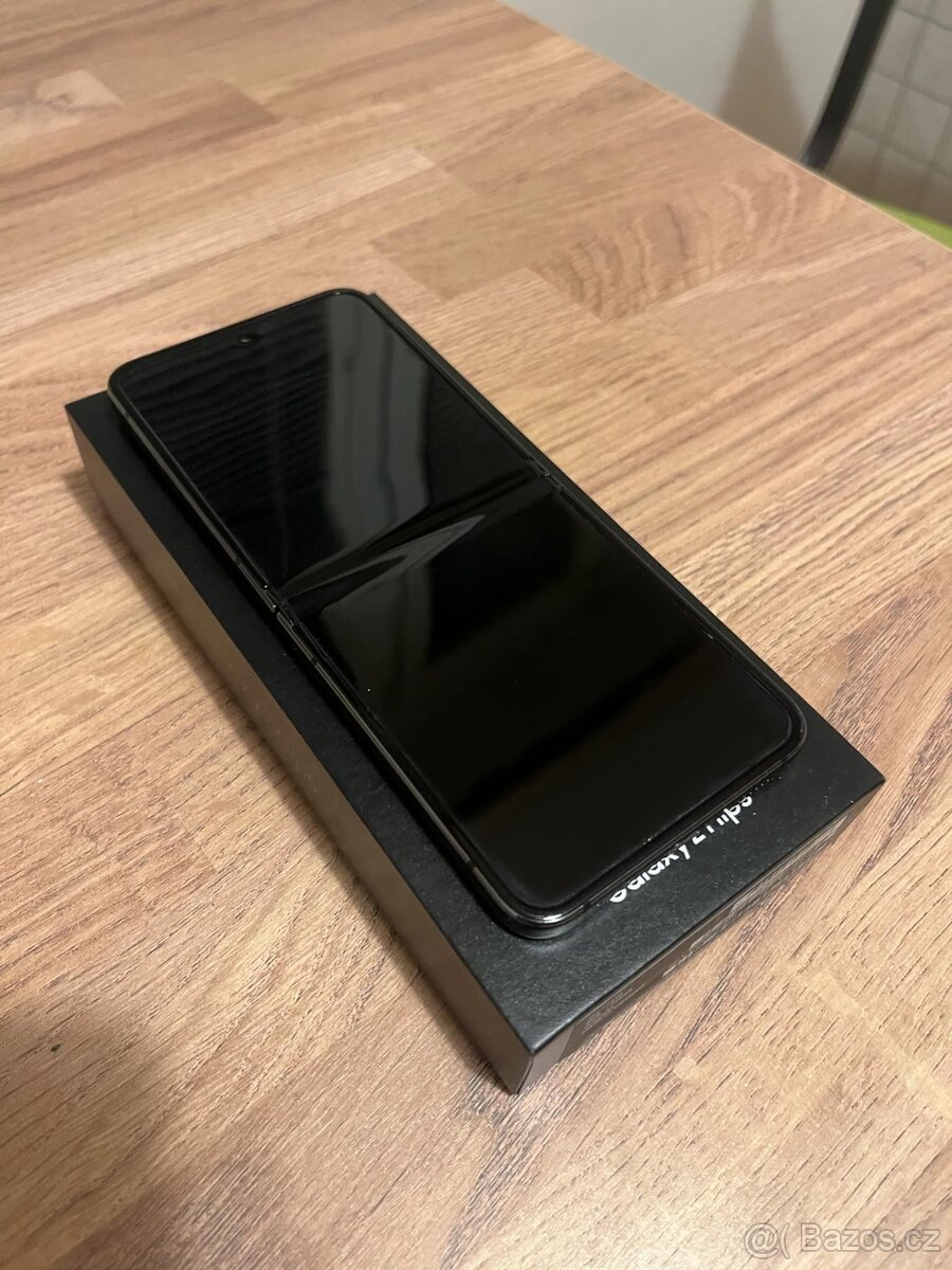 Vyměním Samsung z flip 5 za iphone