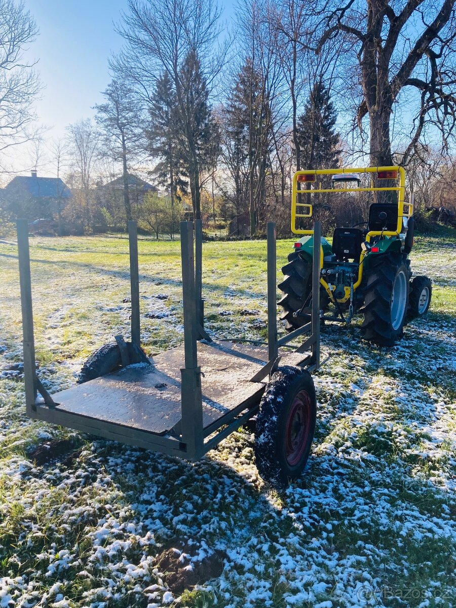 Vyvážečka dřeva za traktor, malotraktor