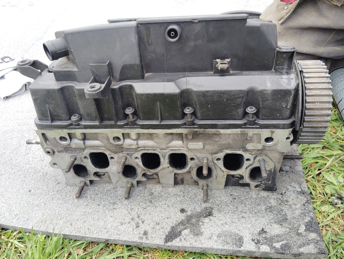 Hlava motoru 2.0tdi 8 v