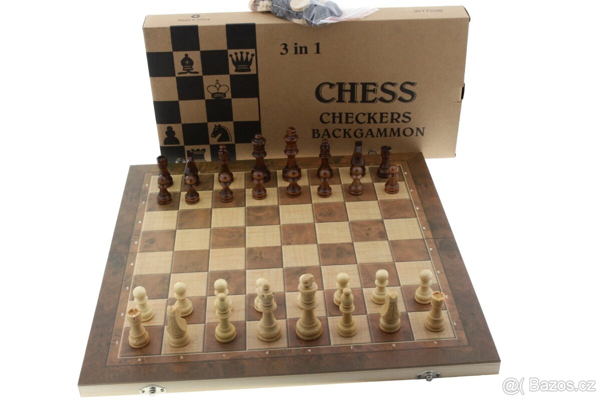 Dřevěný šachový set 3v1 – šachy, dáma, vrhcáby 44x44 cm