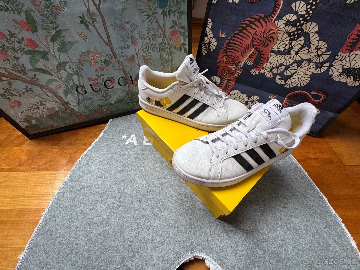 Adidas boty the Simsons