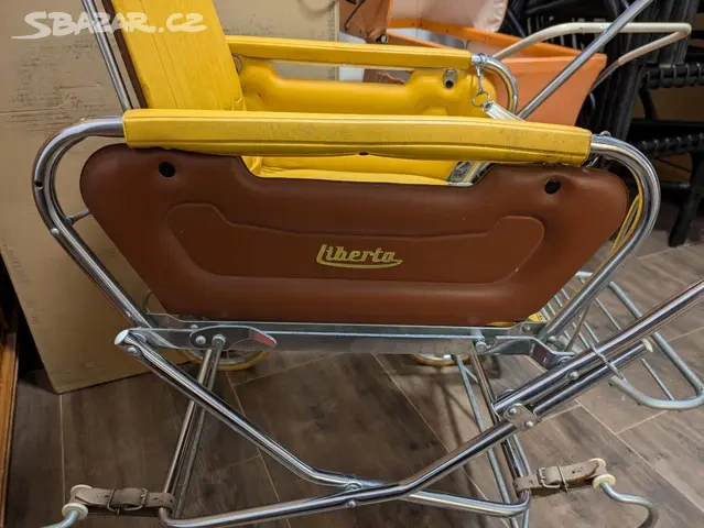 Kočárek Liberta
