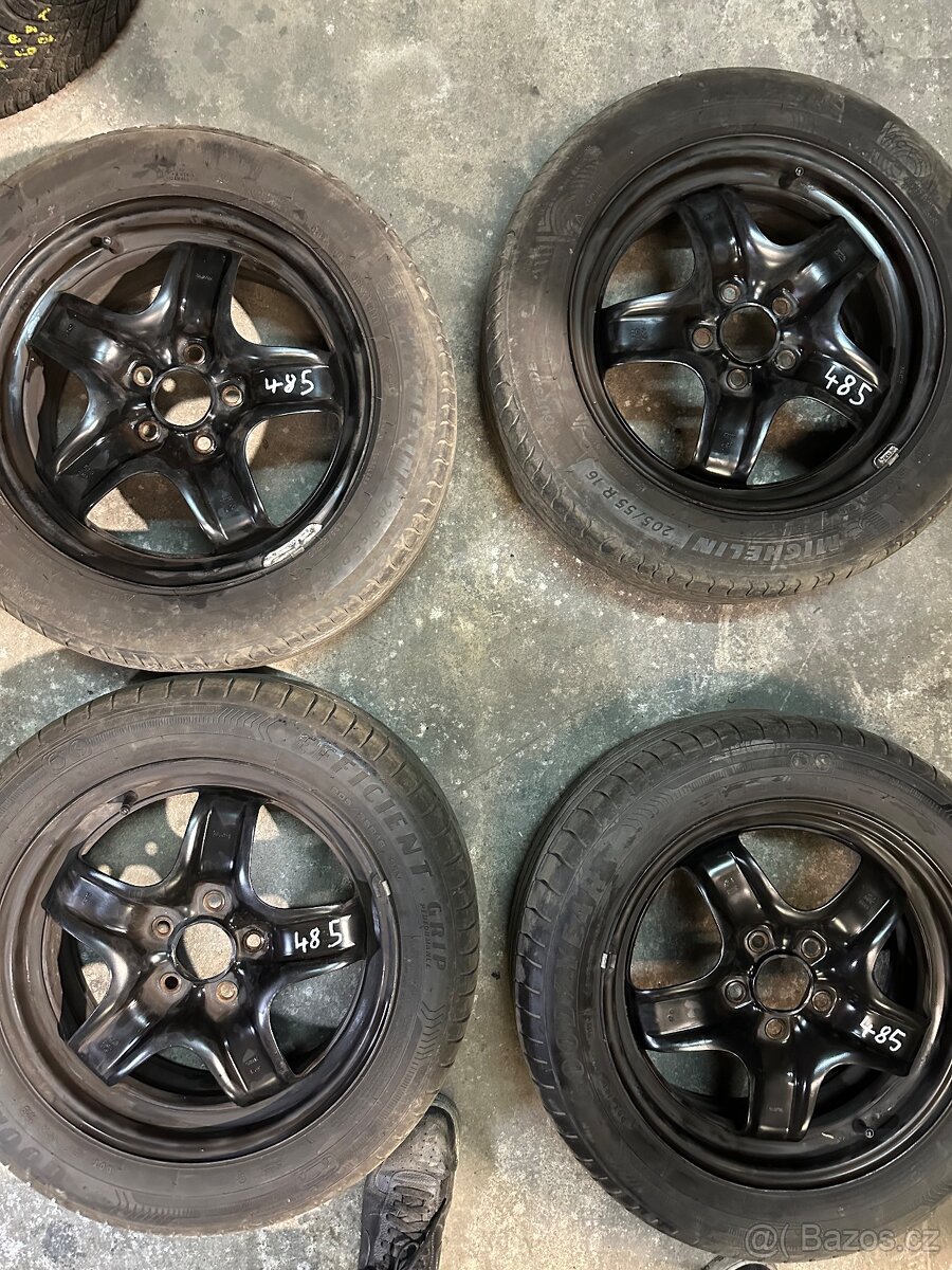 485 sada letních kol Opel