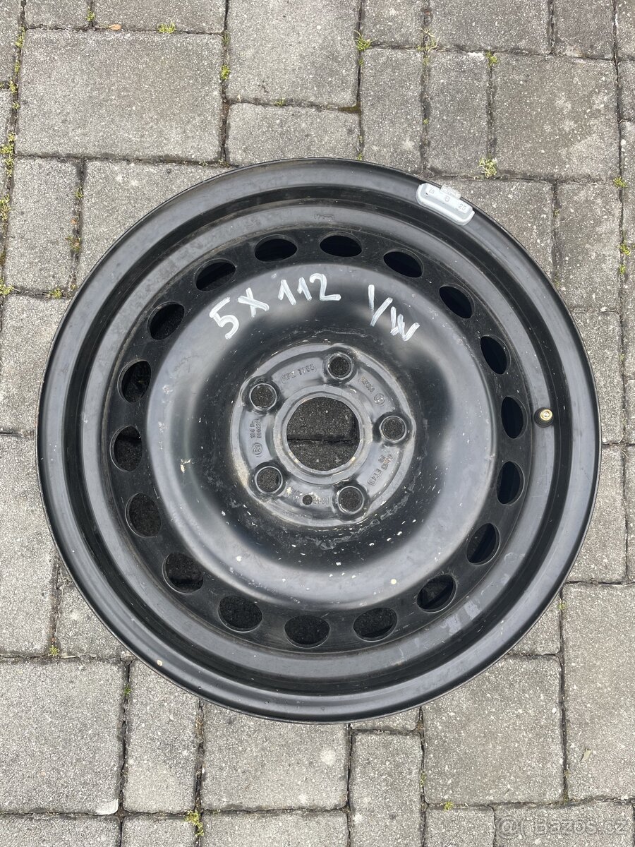 Plecháč / plechový disk 5x112 R15