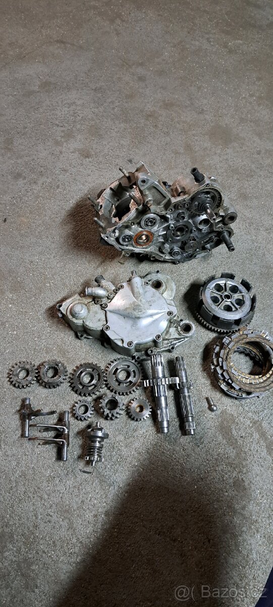 Ktm 125 dily z motoru