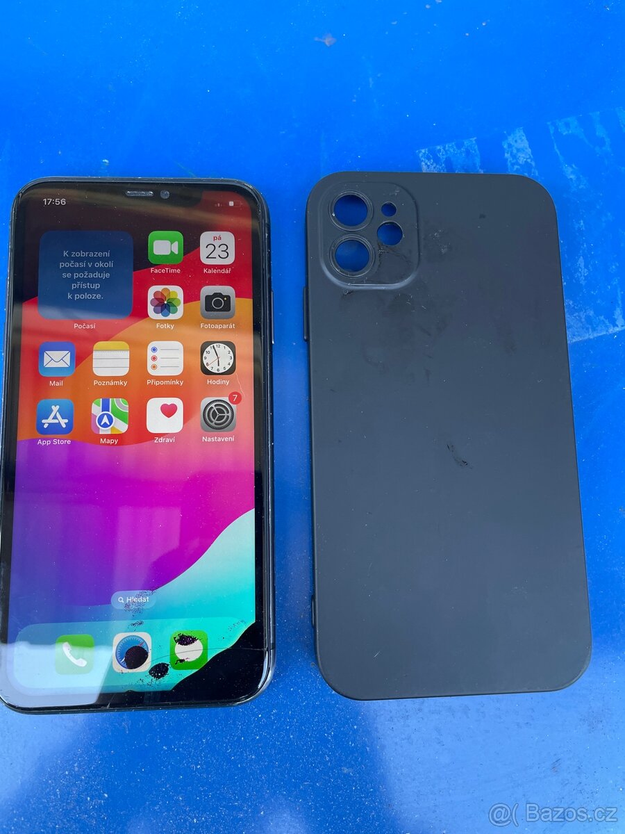 iPhone 11