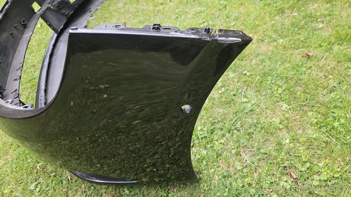 Přední nárazník SUPERB II 3T0807221K