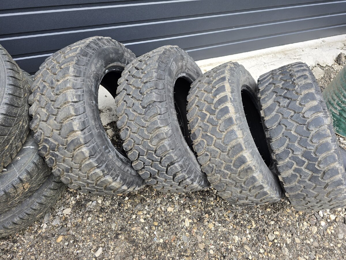 MT pneu dakar 235/70r16