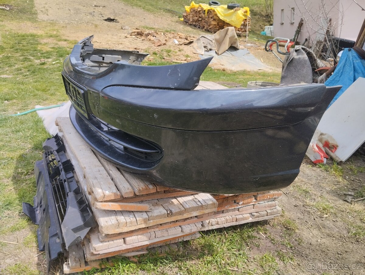 Přední nárazník Citroen C8