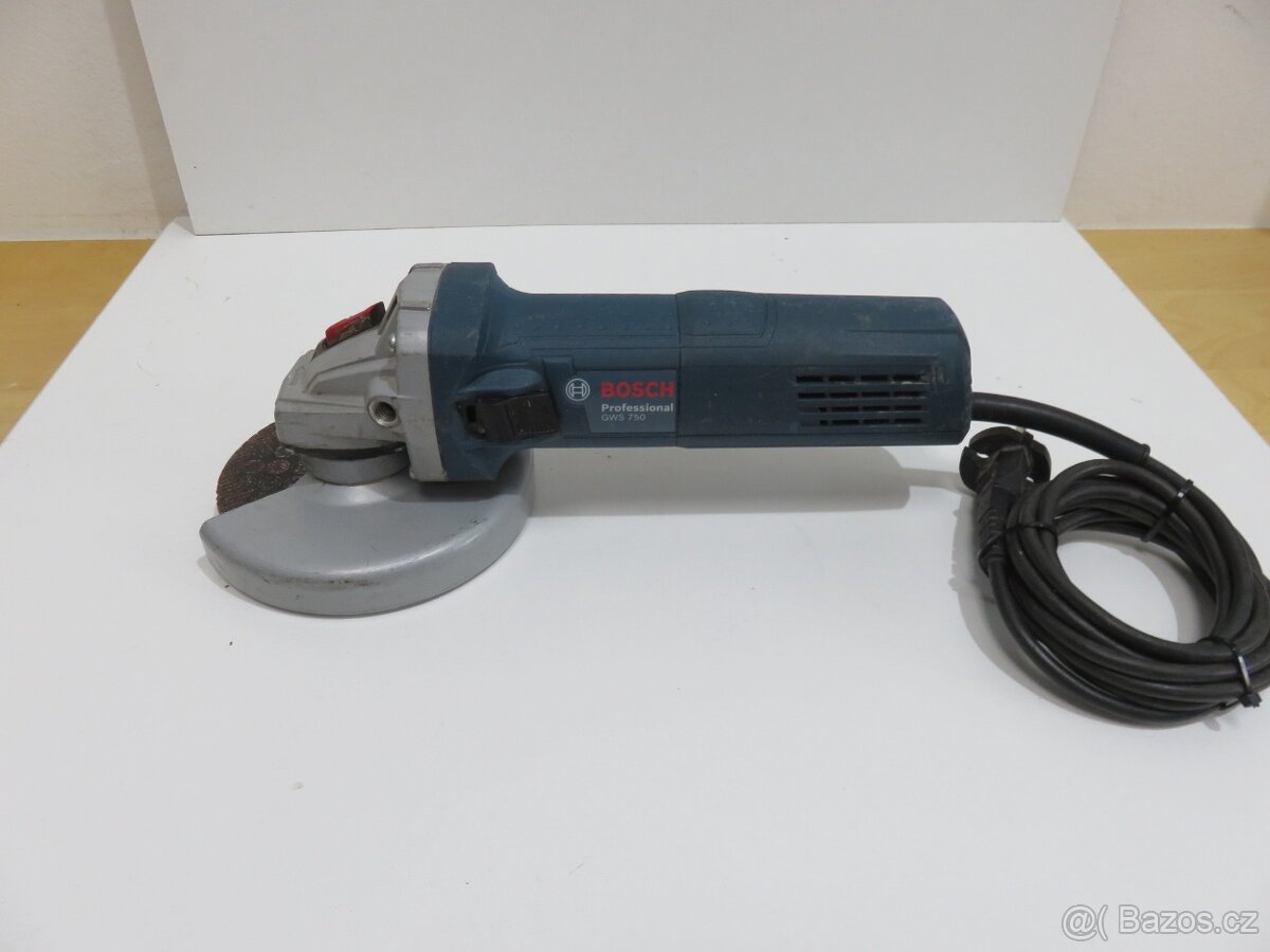 Úhlová bruska Bosch Professional GWS 750
