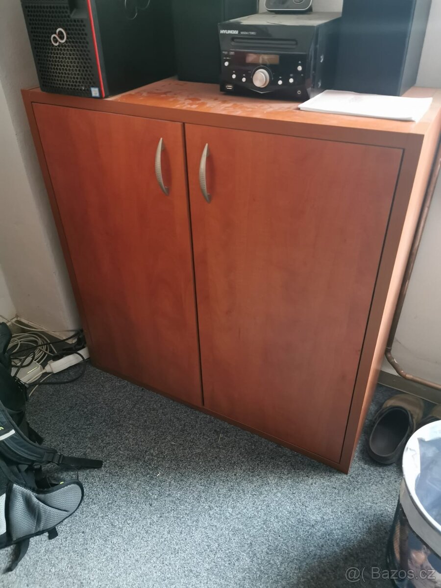 skříňka