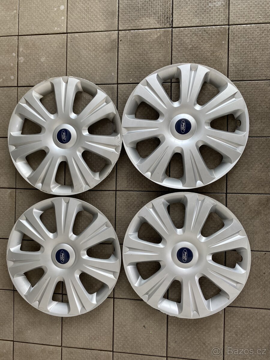 Ford poklice 16 originál