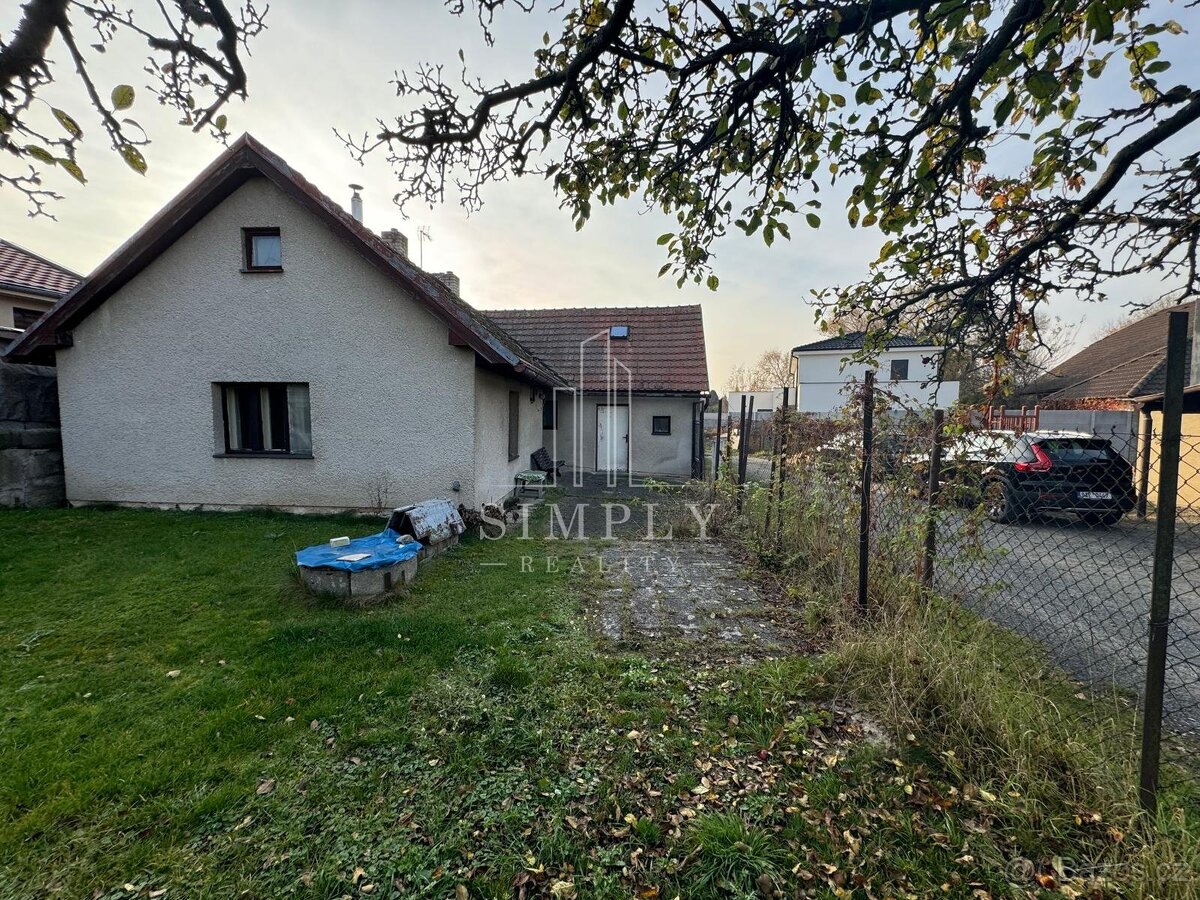 Prodej rodinného domu 71 m2 - Zlatá, Praha - východ