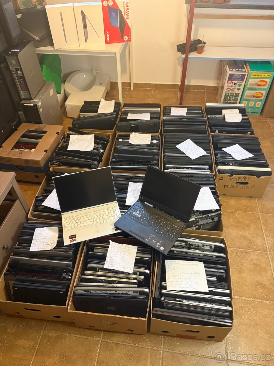 MIX 250ks NOTEBOOKŮ (Nové i starší)