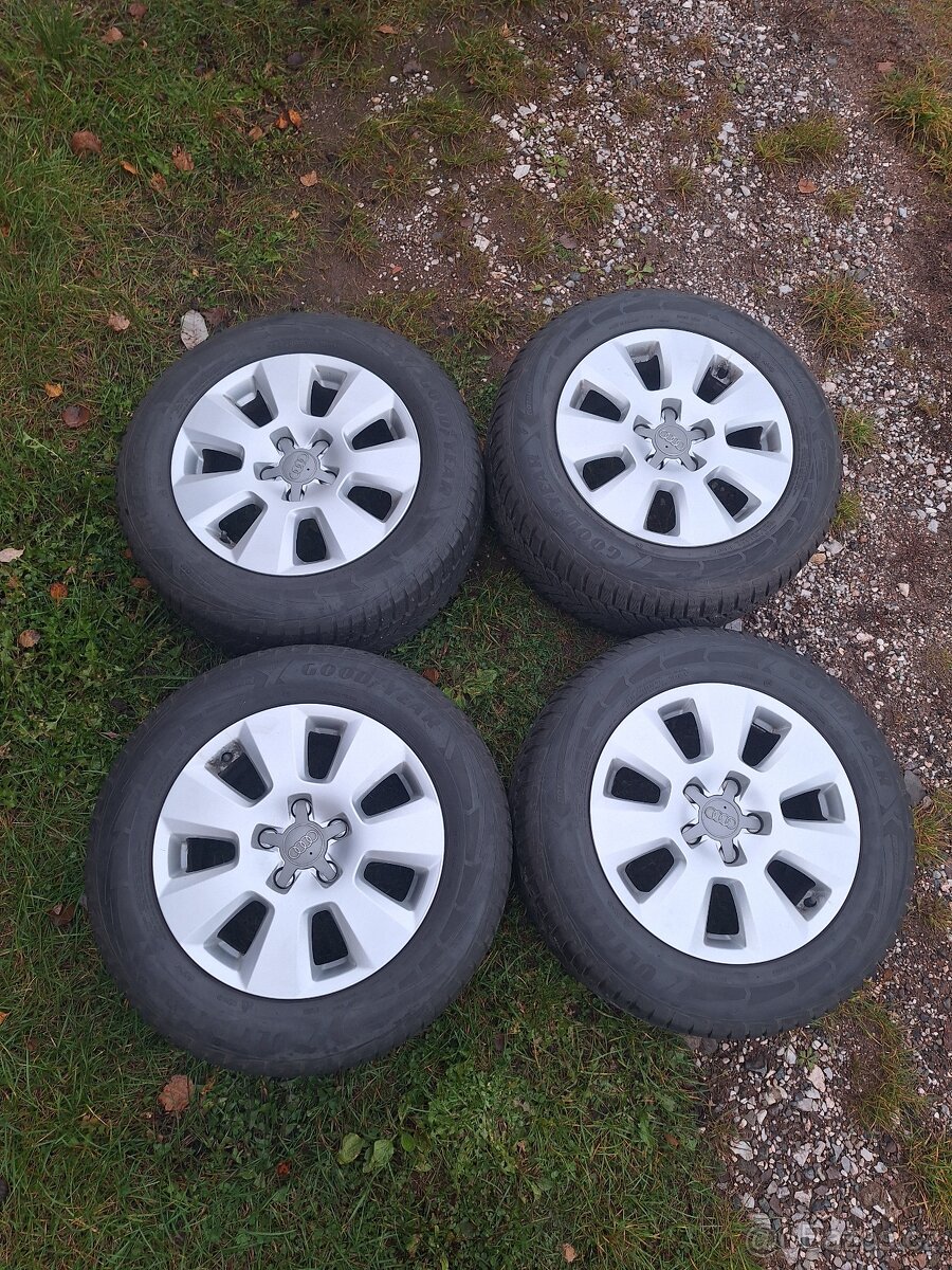 ORIGINÁL ALU KOLA AUDI 5x112 R16 SE ZIMNÍMI PNEU