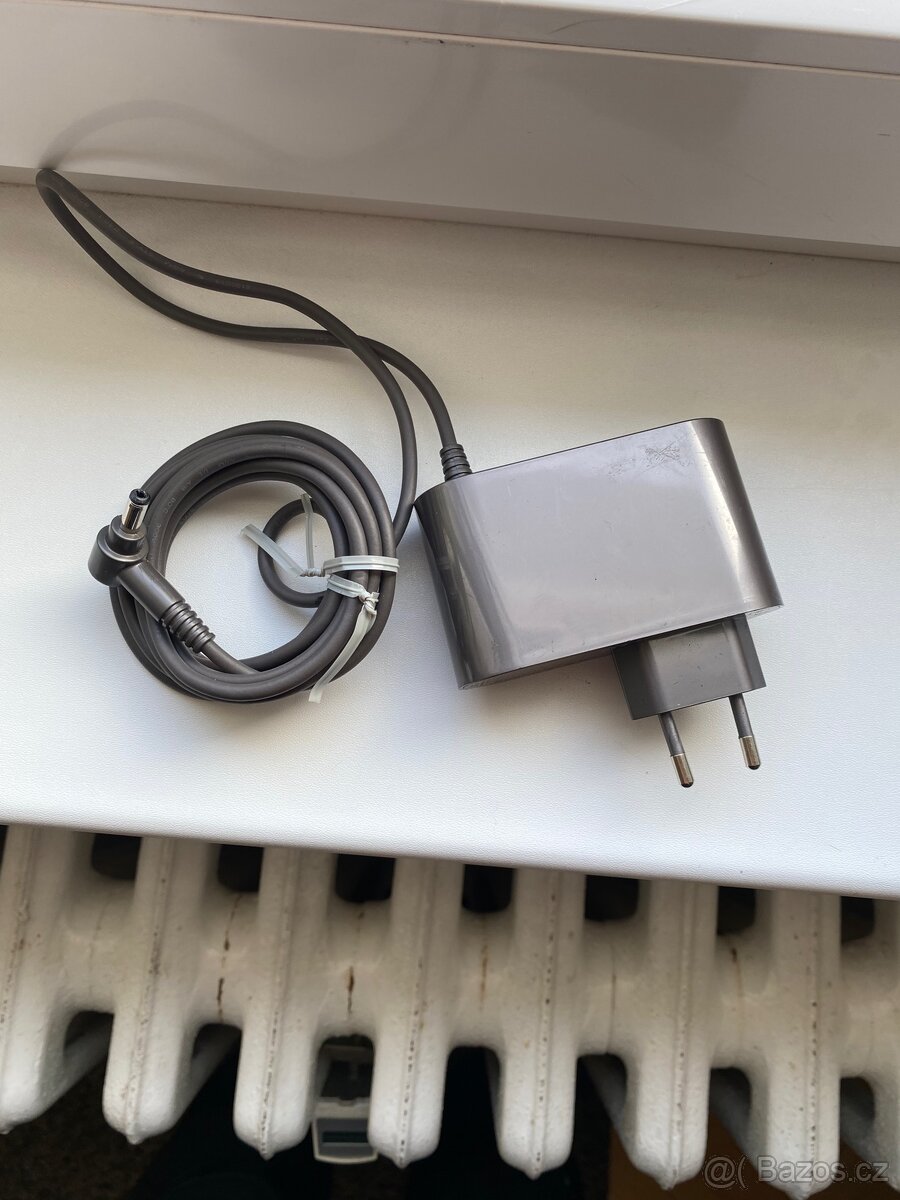 Original nabíječka pro Dyson V10/V11/V12/V13/V14/V15