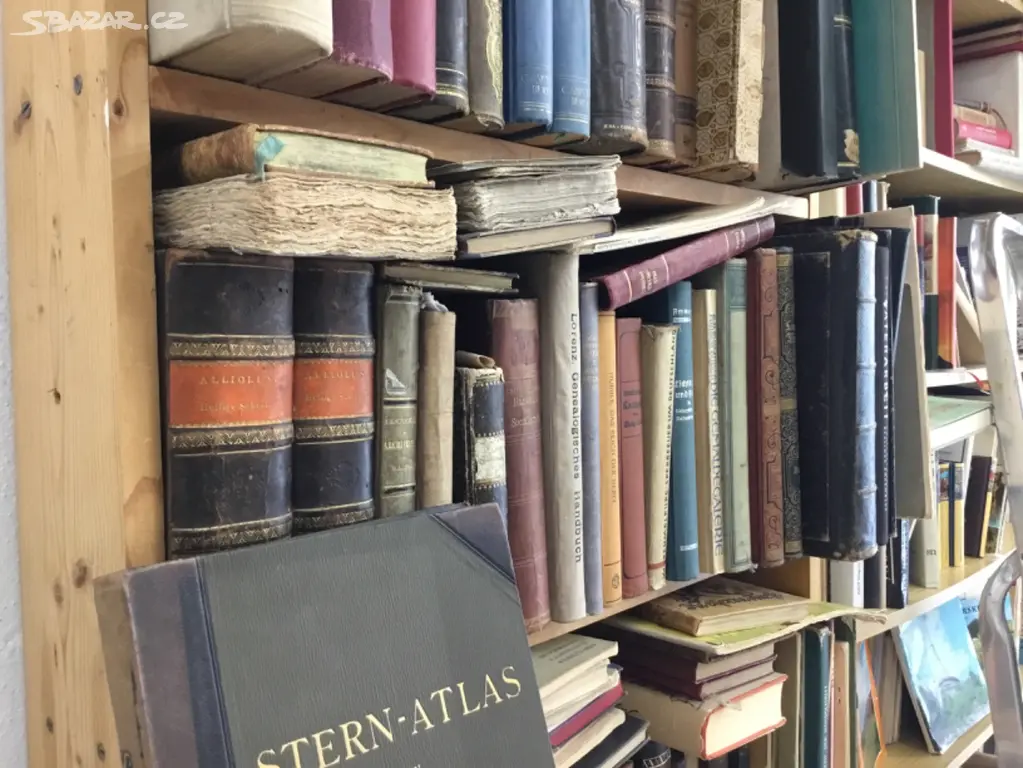 Velke mnozstvi knih