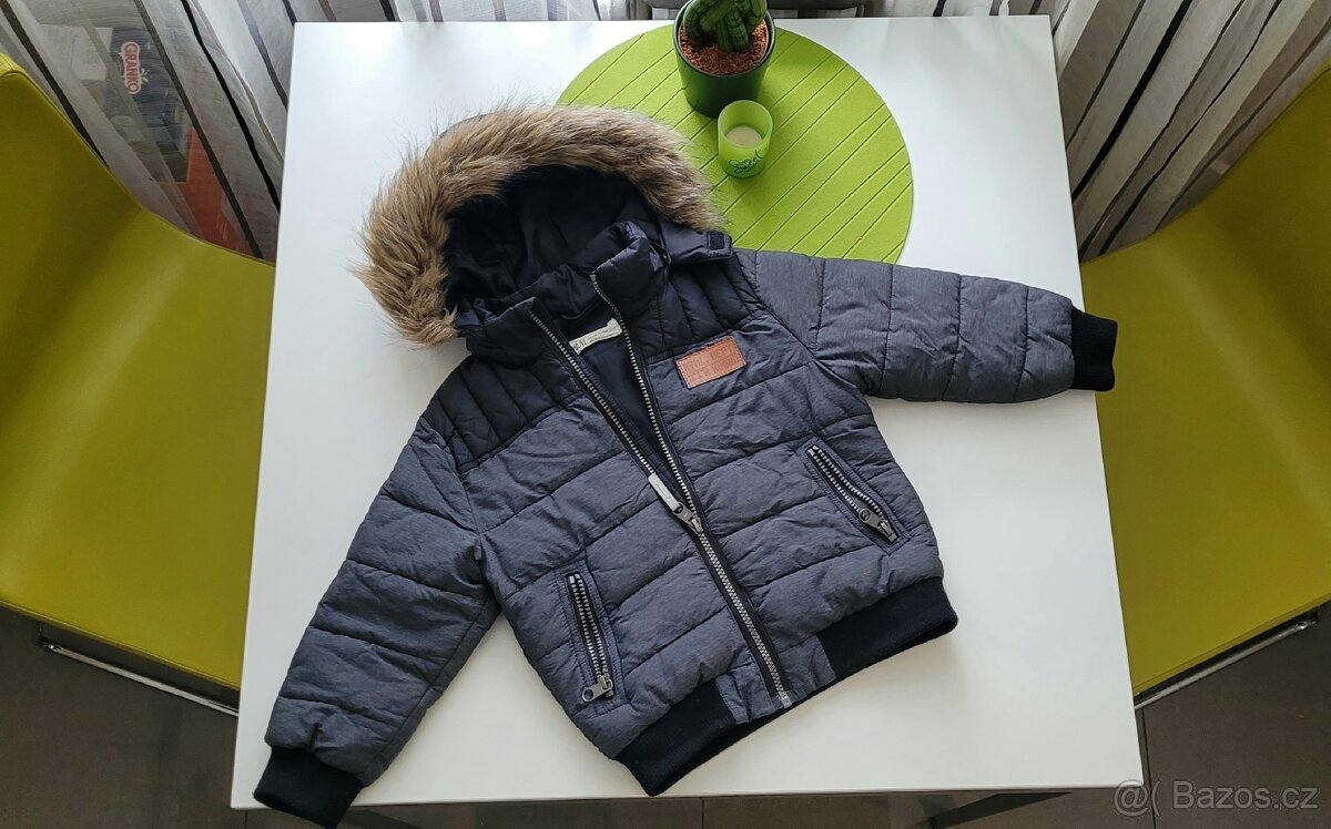 Zimní bunda H&M 104
260 Kč