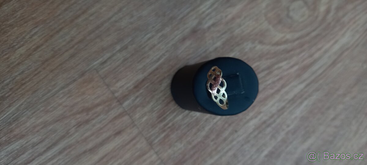 Zlatý prsten 14karát.