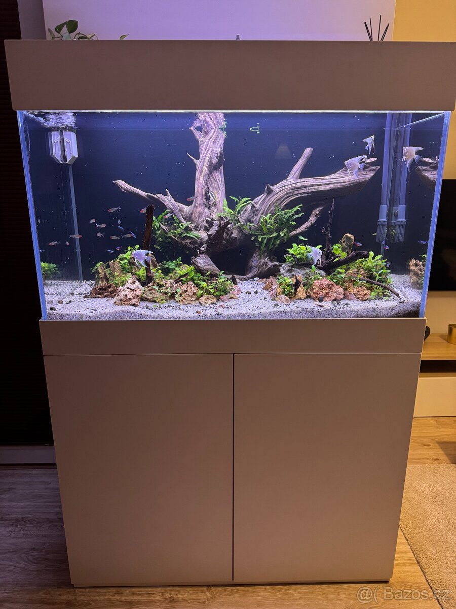 Luxusní akvárium 400 l