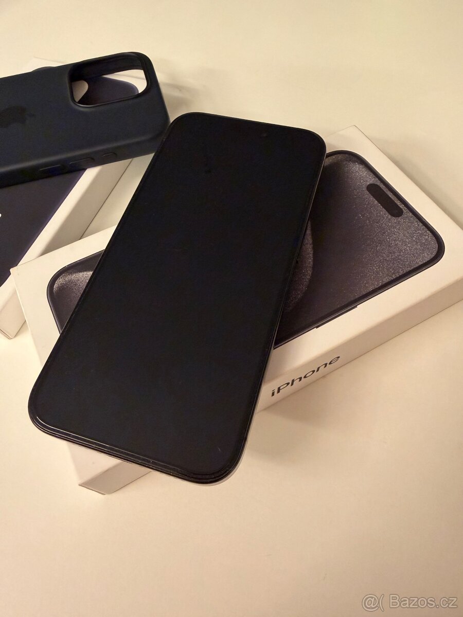 iPhone 15 PRO, 128GB, černý titan, TOP STAV