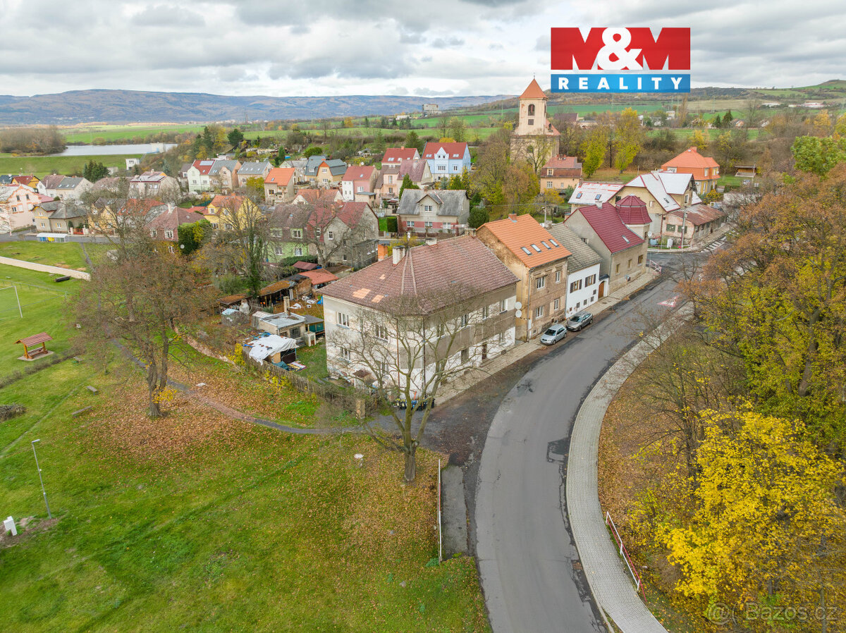 Prodej nájemního domu v Zabrušanech