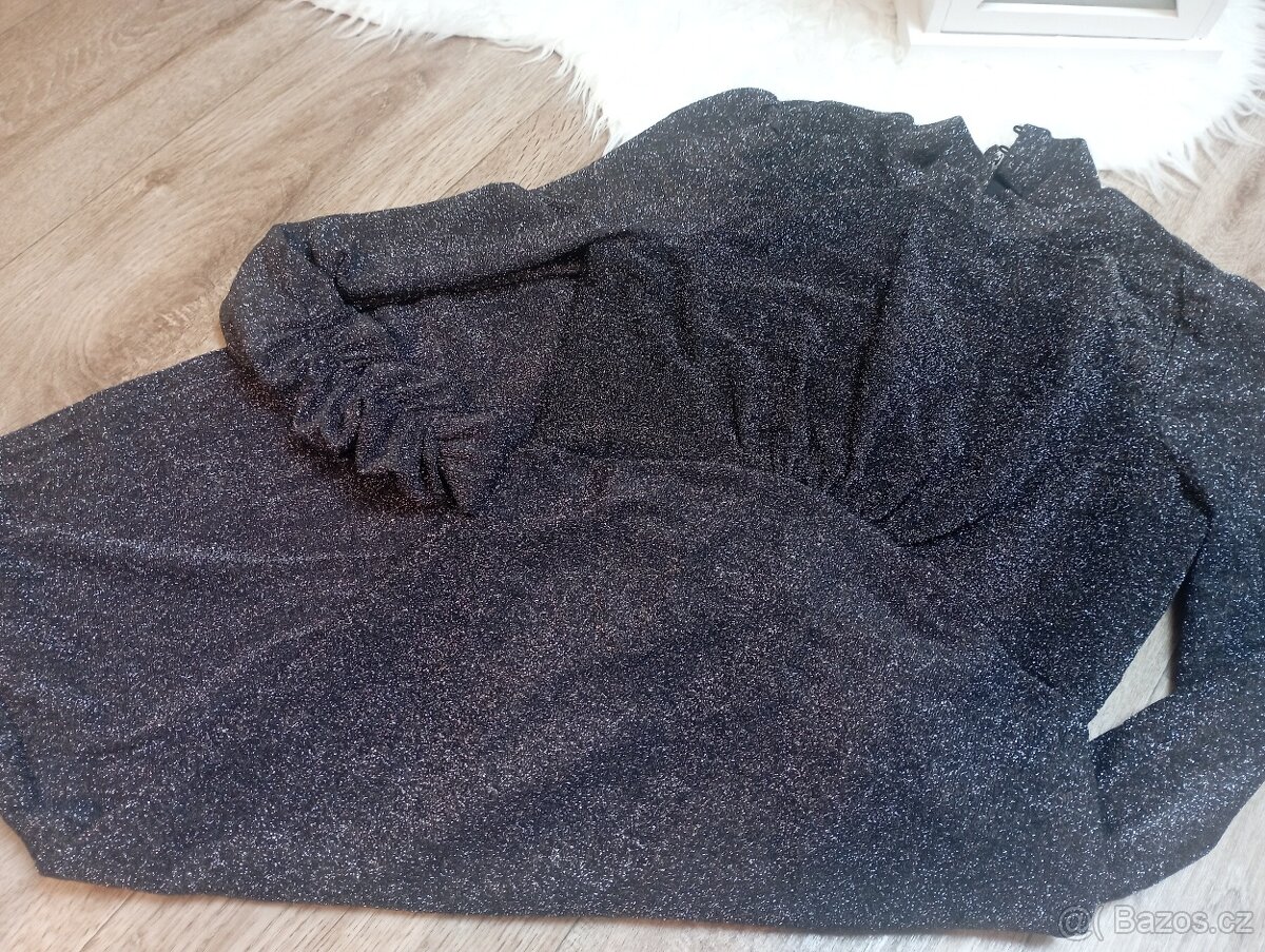 Sváteční šaty vel.xs/s