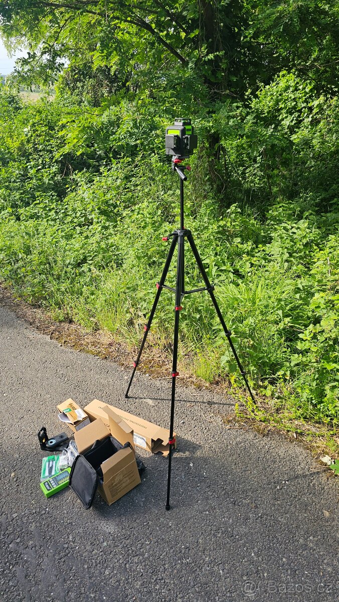 Nivelak zelený huepar 903CG plus přijímač