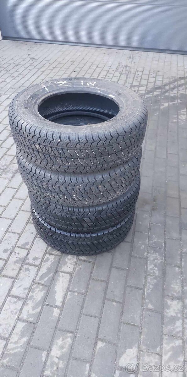 215/65 R16 Barum  zimní pneu Renault Master