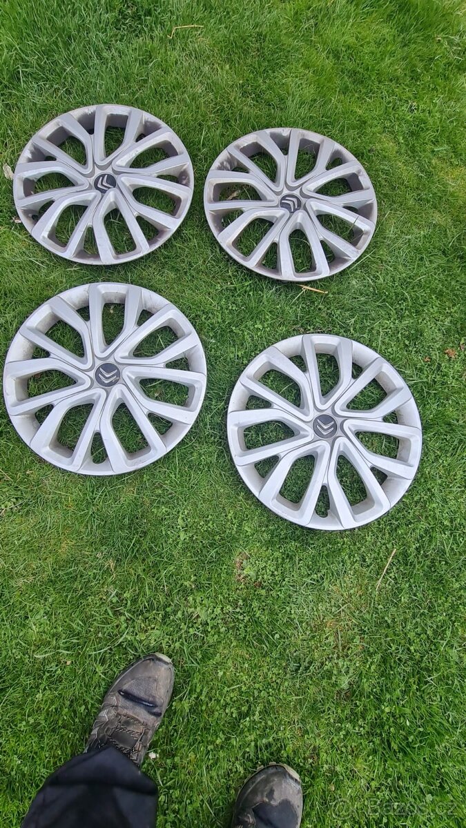 Poklice na kolo 16" originál Citroen