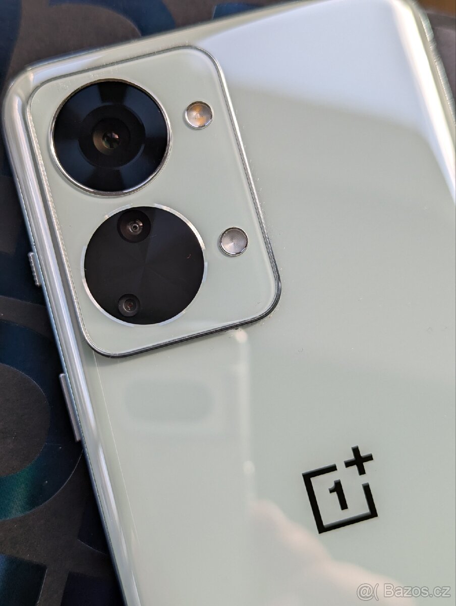 OnePlus Nord 2T 5G