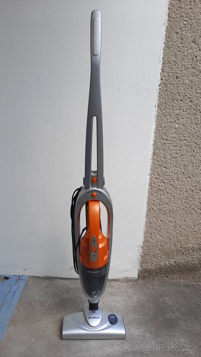 Tyčový vysavač Hyundai