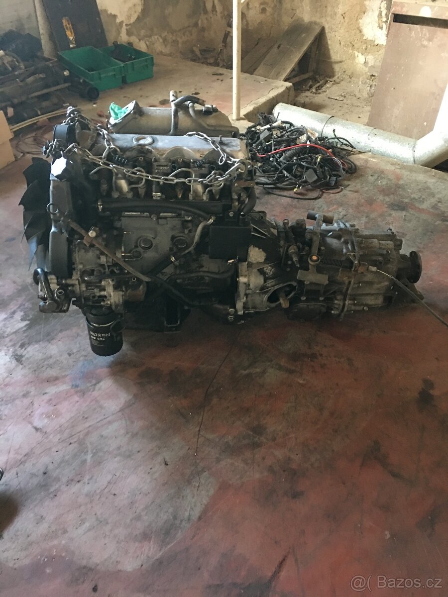 Motor+ převodovka Iveco Daily 2,8 JTD