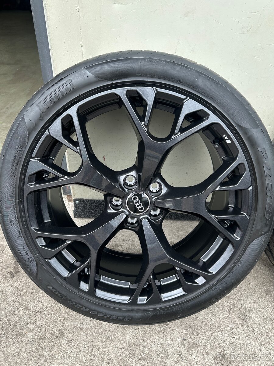 Alu audi originál r20 8/1 j et43