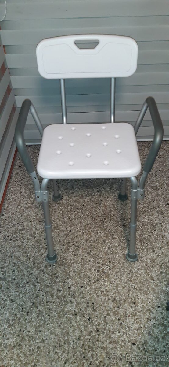 NOVÁ NEPOUŽITÁ KOUPELNOVÁ ŽIDLE