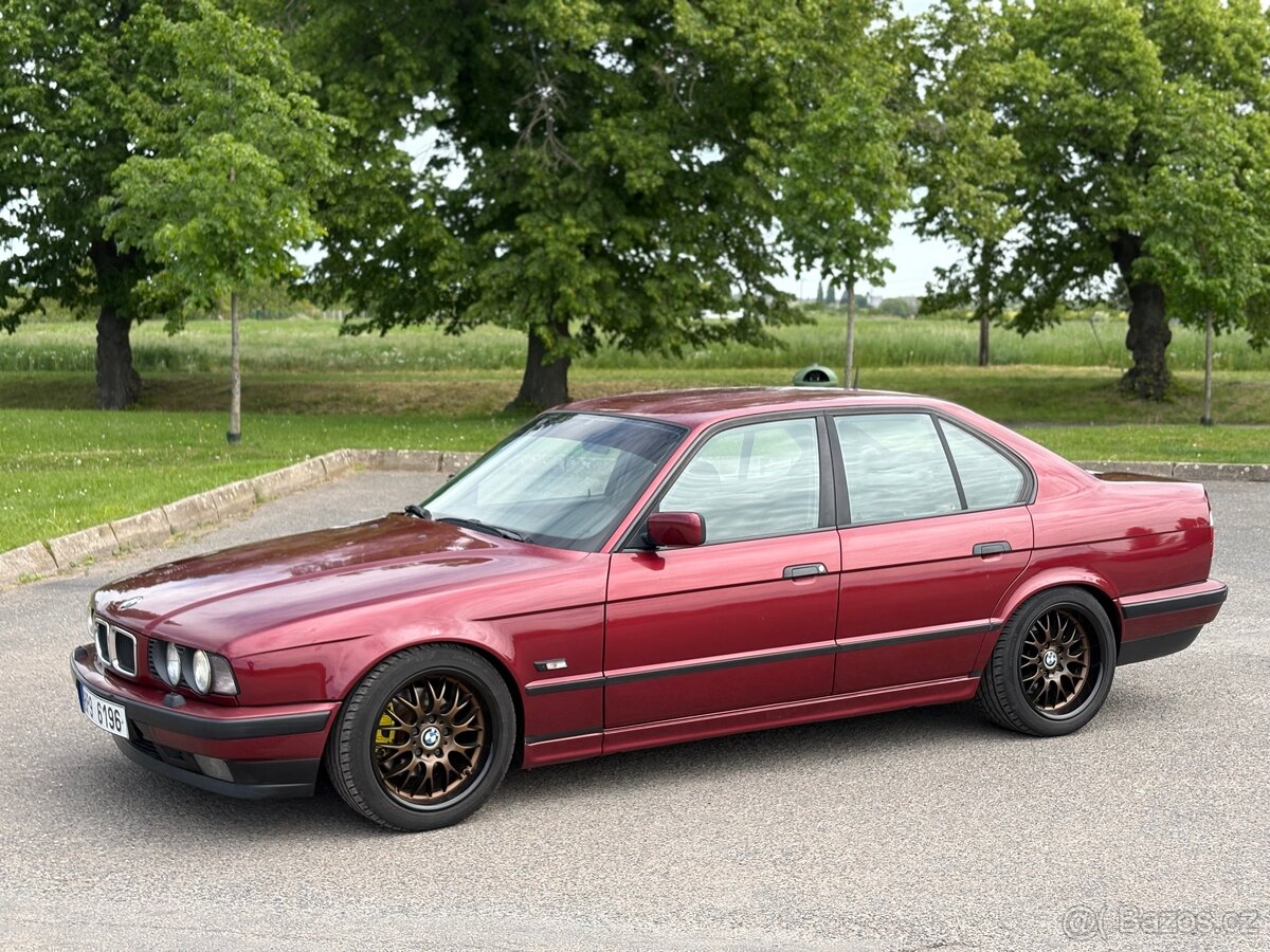 BMW E34 530i V8