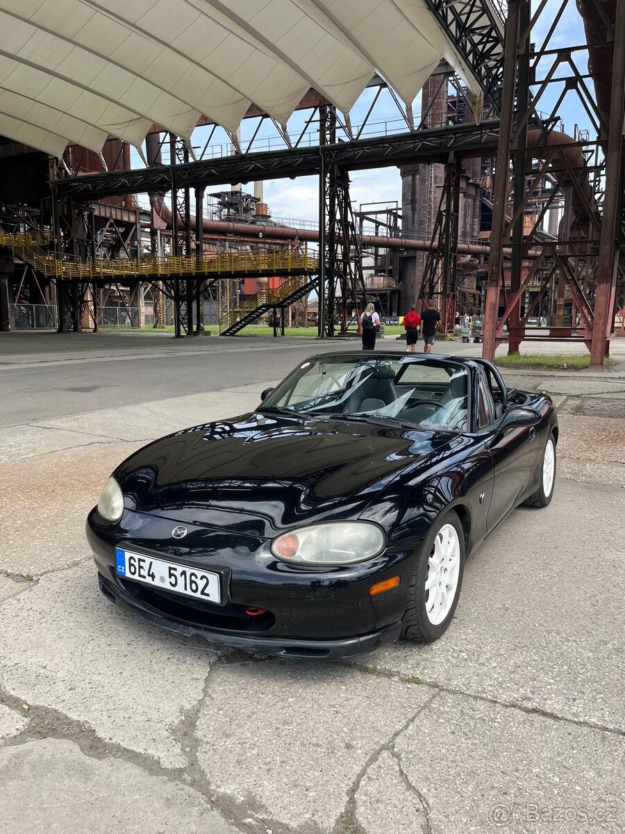 Mazda MX5 NB 1.8 103 kw 5q samosvor