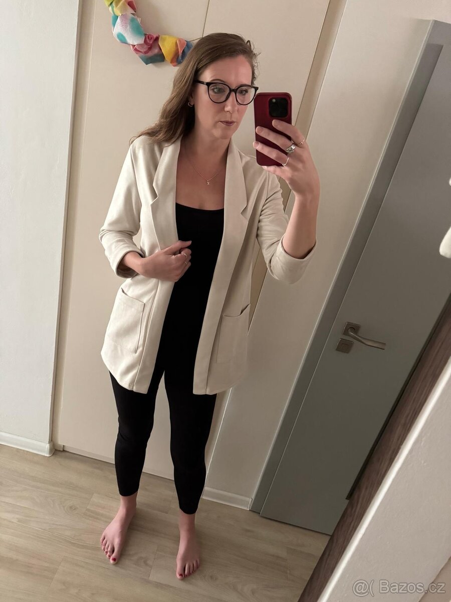 Světlý kabátek rovného střihu, Amisu, vel. 40